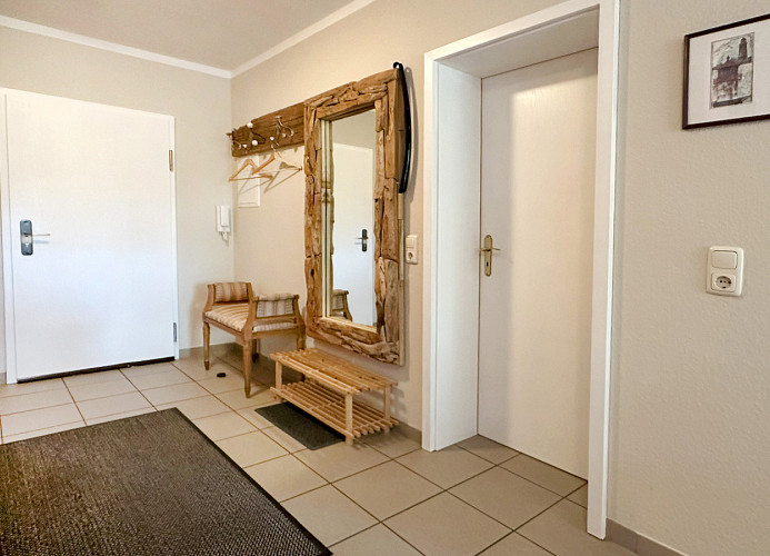 Eingangsbereich mit Garderobe