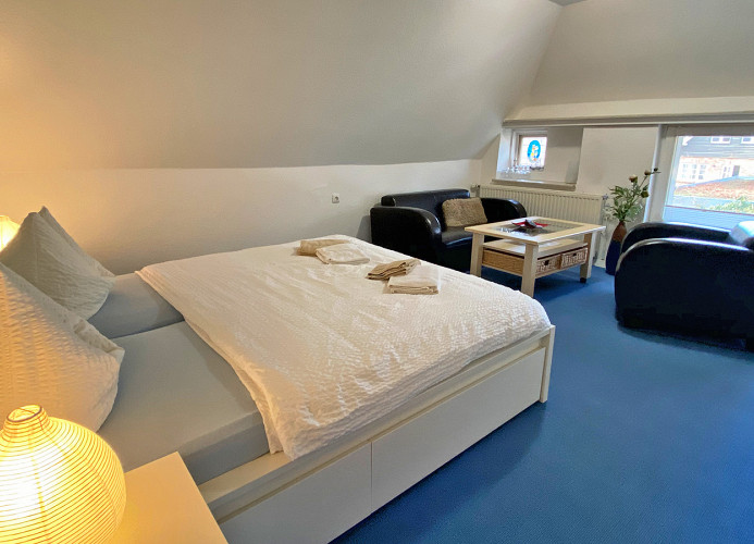 Doppelzimmer im alten Reetdachhaus