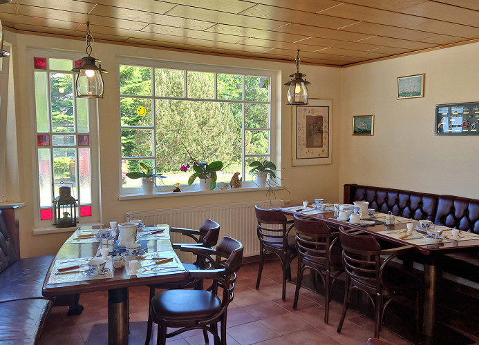 die Frühstücksveranda