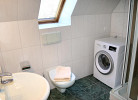 Dusche, WC und Waschmaschine