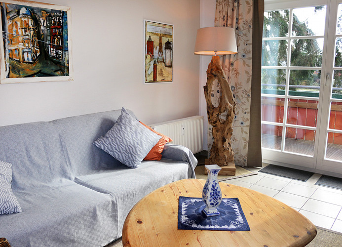 Couch im Wohnbereich ist ausziehbar (3. und 4. Schlafmöglichkeit)