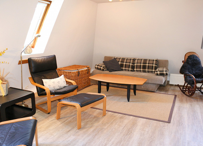 zweiter Wohnbereich im Dachgeschoss der Wohnung (offener Zugang)