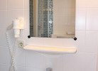 Badezimmer mit Dusche & WC