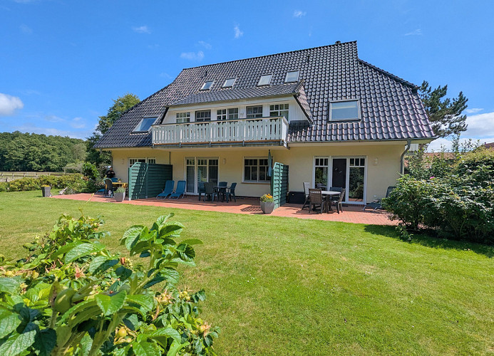 Haus zum Leuchtturm W1 (rechte Seite)